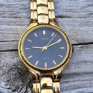 Lorus V811-2290 Watch - For Parts & Repair